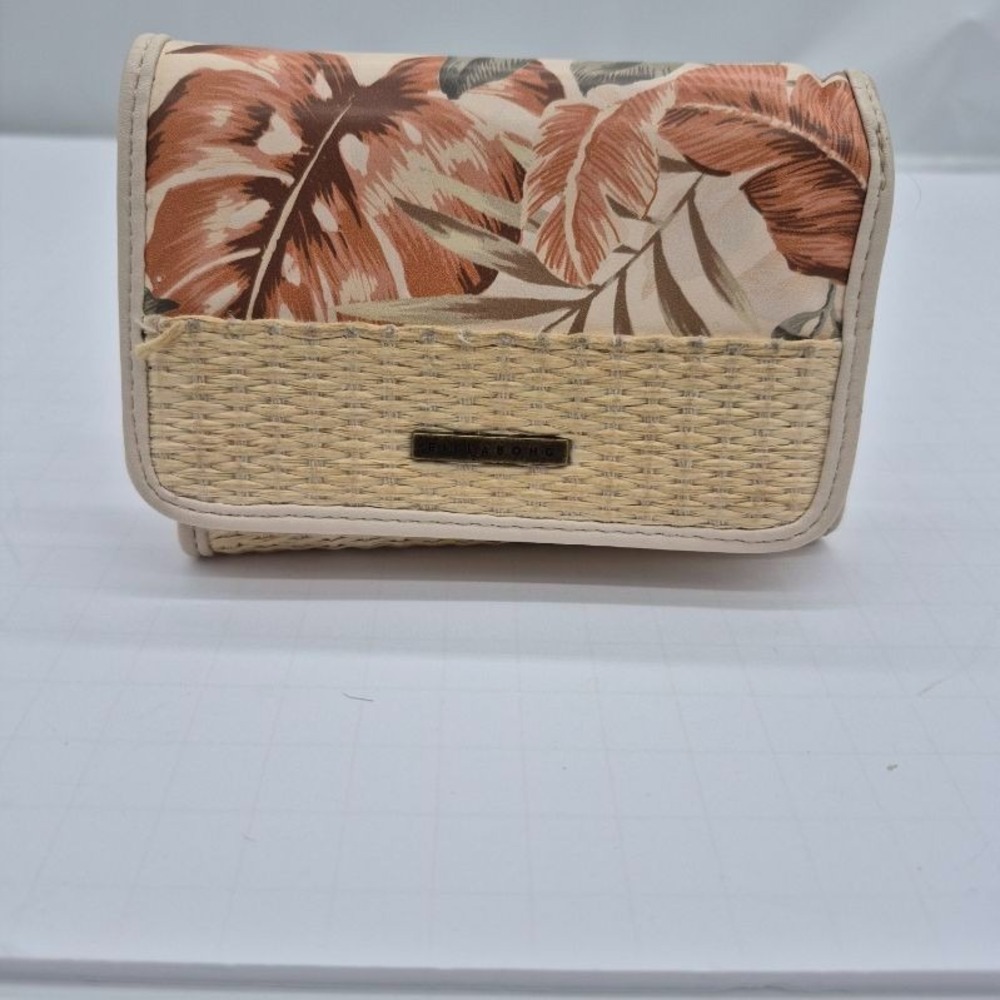 Billabong Floral Woven Women's Wallet EUC Beach Cute Boho Tropical Lightweight
